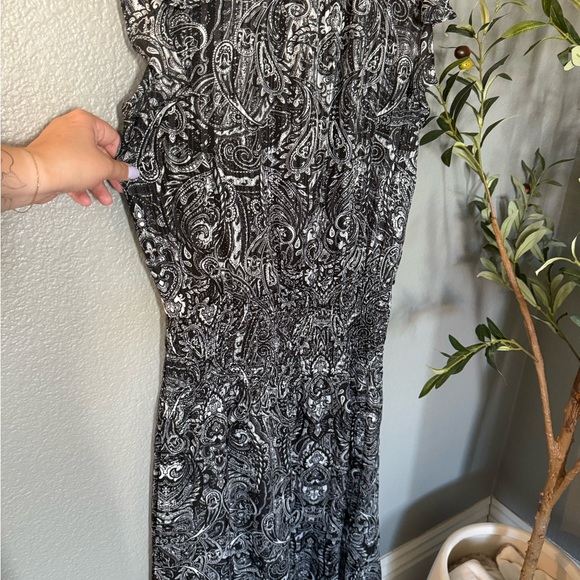 White House Black Market Midi Dress - Picture 10 of 13